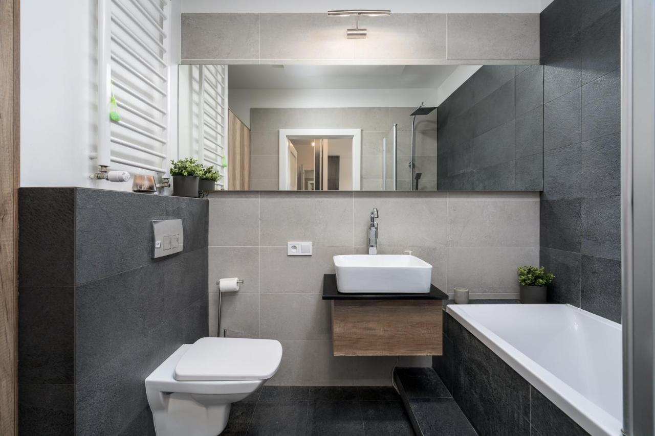 פוזנן Sleepway Apartments- Garbary 100-46 מראה חיצוני תמונה