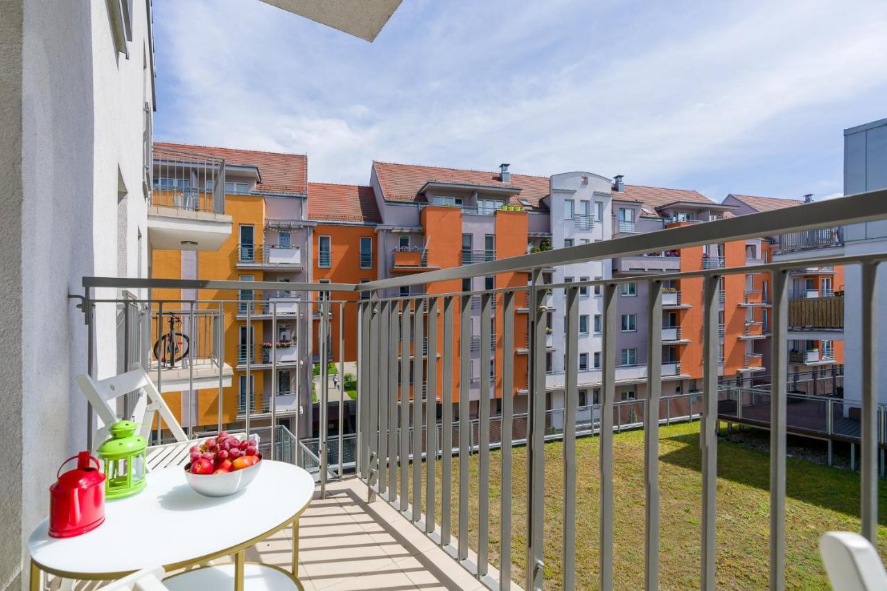 פוזנן Sleepway Apartments- Garbary 100-46 מראה חיצוני תמונה